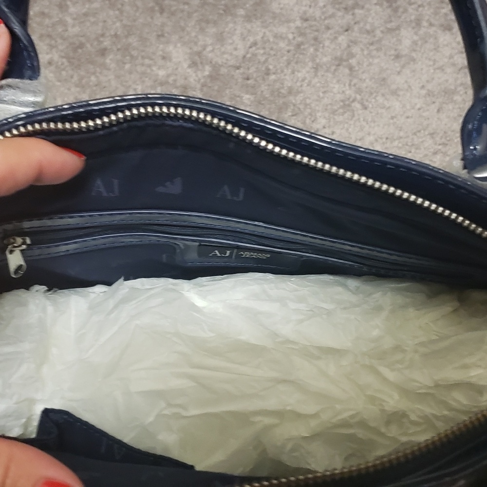 Handbag - Picture 2 of 2